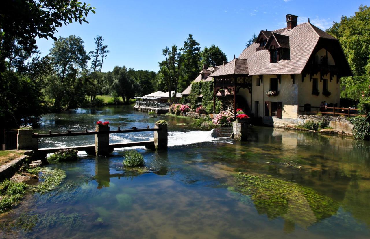 Moulin De Fourges Hotel Bagian luar foto