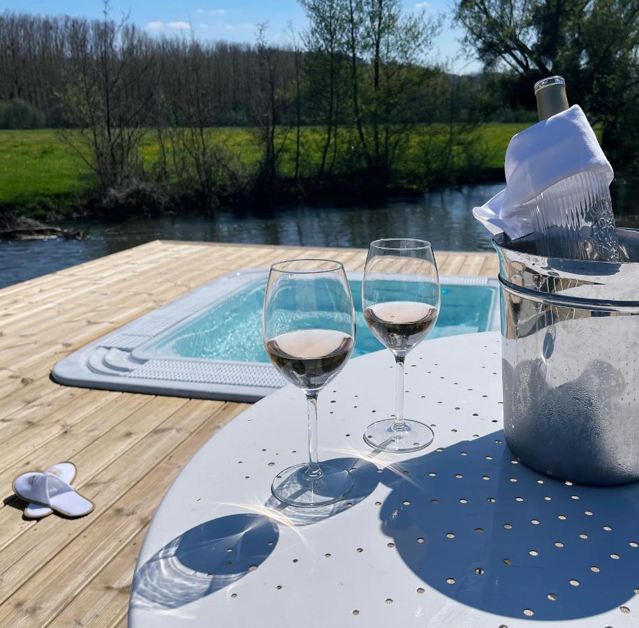Moulin De Fourges Hotel Bagian luar foto